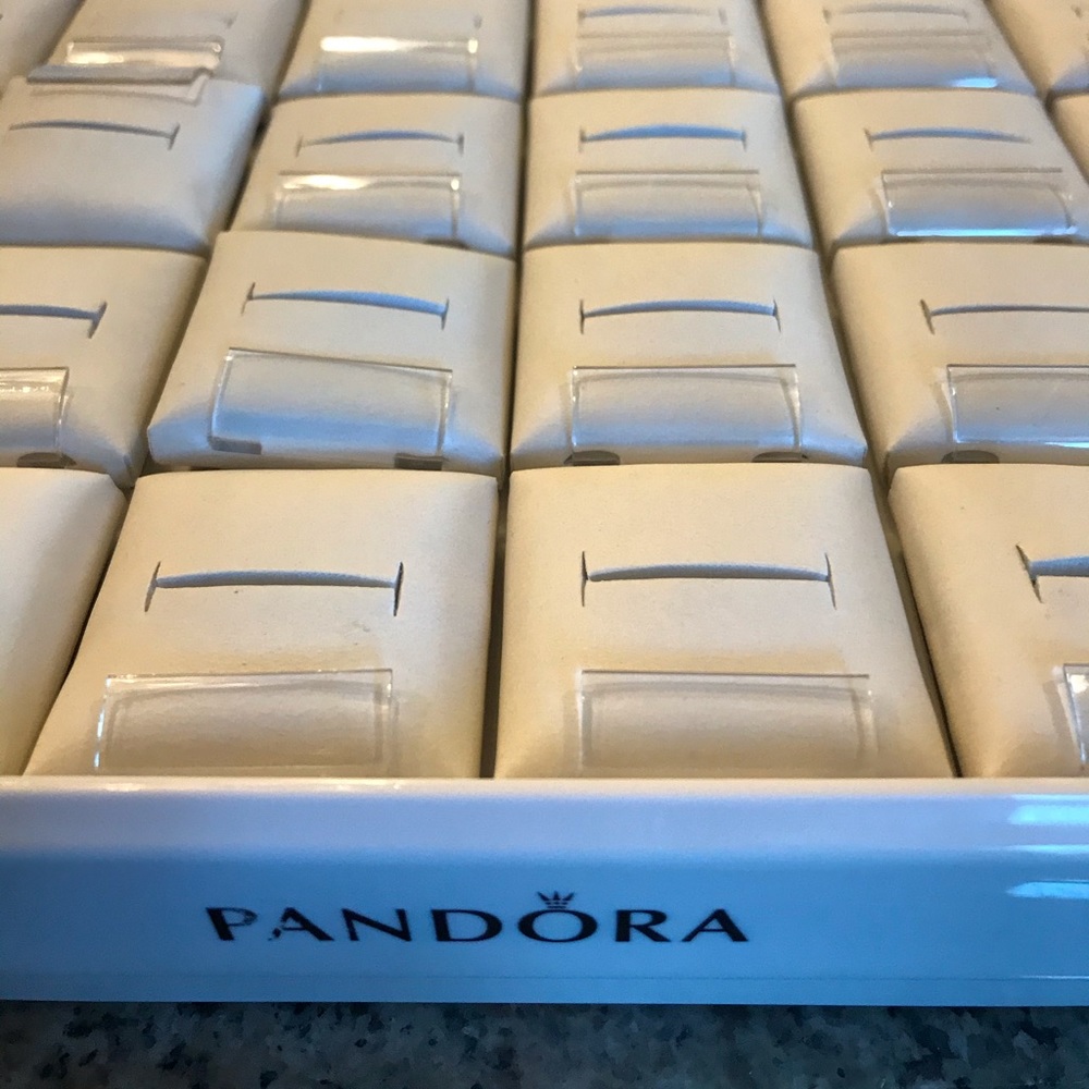 Authentic Pandora ring tray for 60 pieces